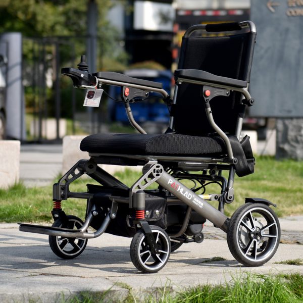 派斯莱德高端款铝合金高减震电动轮椅-BAW01 派斯莱德W002轻便款带拉杆电动轮椅